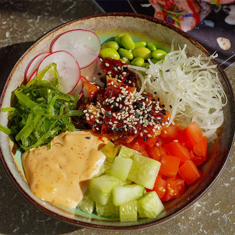 Poke Bowl at Fired Wings & Poke, Fried Chicken Shop in Arab